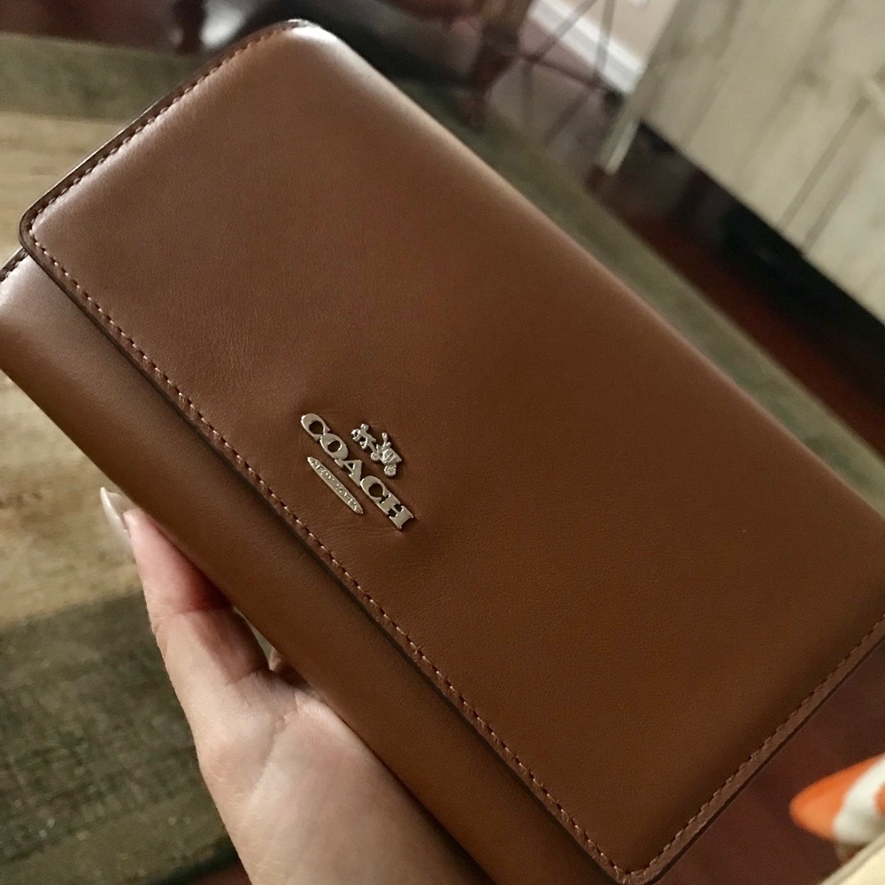 Coach wallet/crossbody